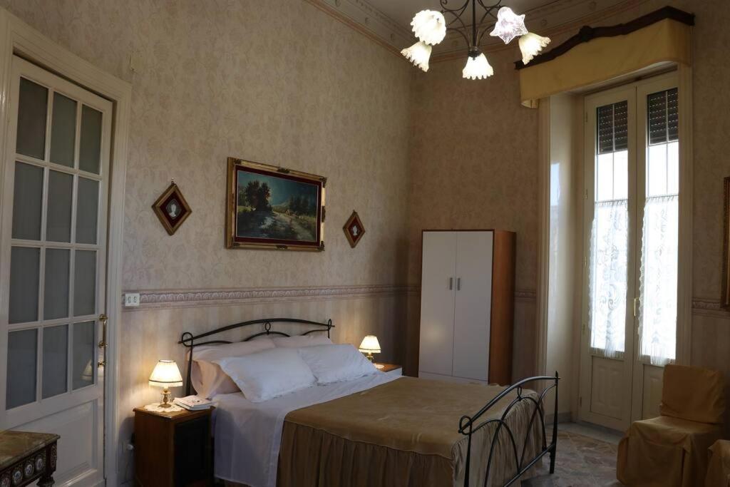 Palazzo Vitrano - Tourist Apartment Katanya Dış mekan fotoğraf