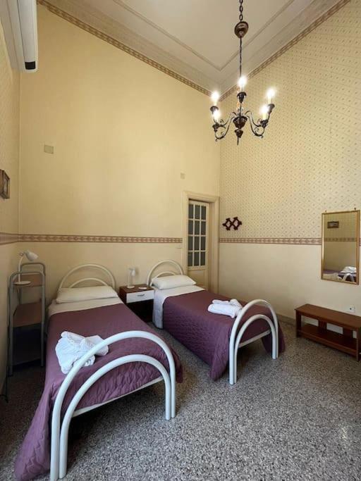 Palazzo Vitrano - Tourist Apartment Katanya Dış mekan fotoğraf